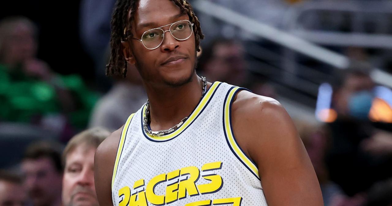 Myles turner